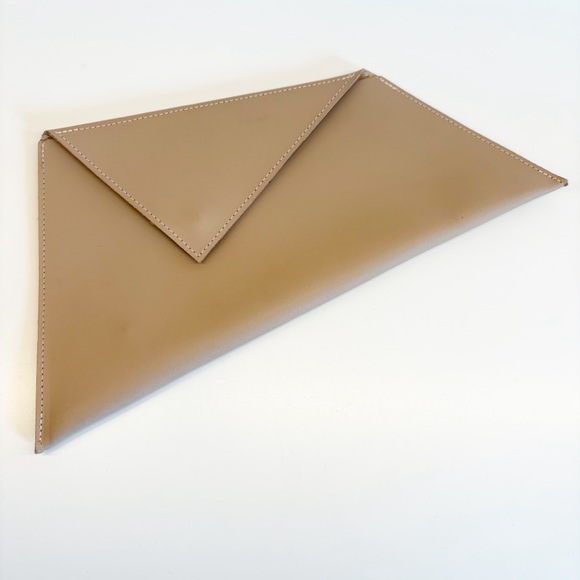 Vice Versa || Thunder Leather Clutch Asymmetrical Bag Made in Greece Taupe Tan